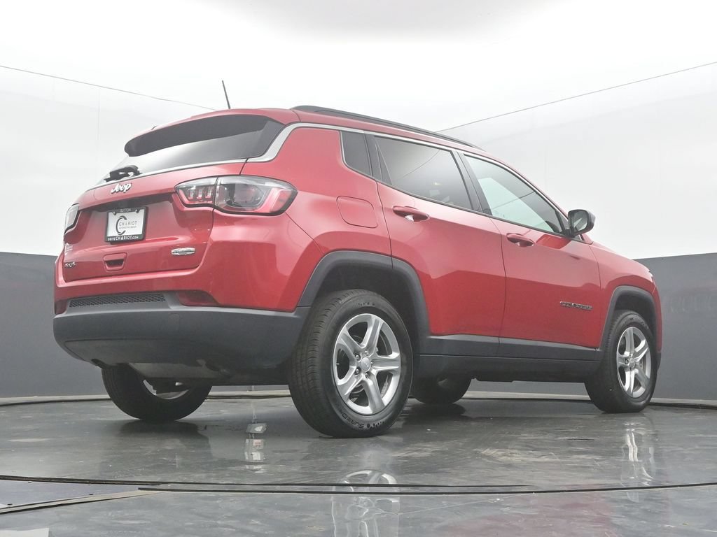 Used 2024 Jeep Compass Latitude AWD/4WD image 49