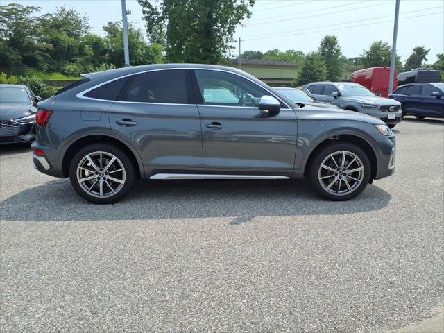 Certified 2022 Audi SQ5 Premium Plus w/ Premium Plus Package AWD/4WD image 5