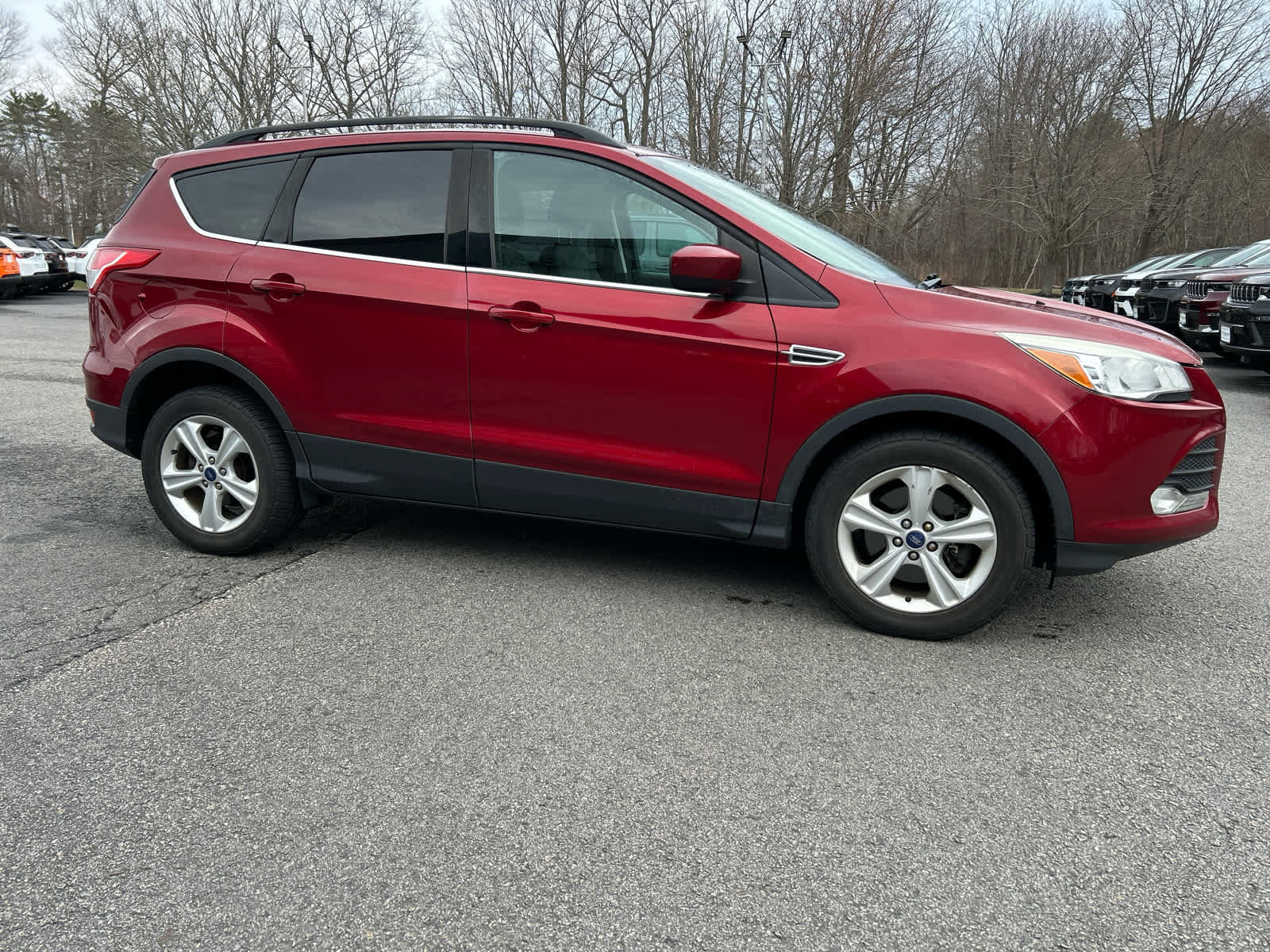 Used 2014 Ford Escape SE w/ Equipment Group 201A image 2