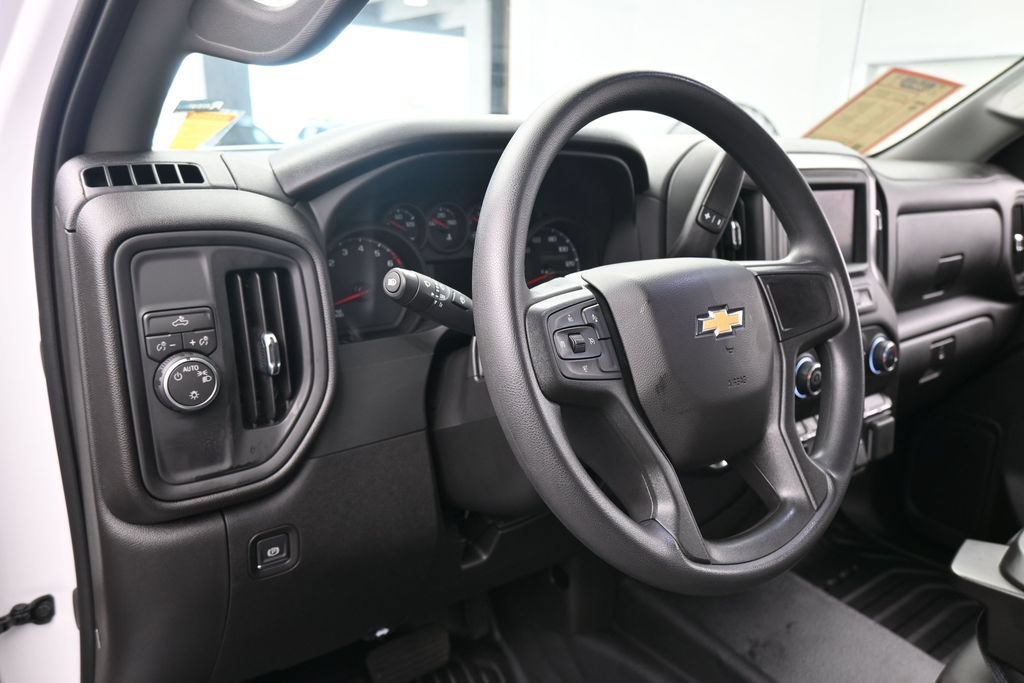 Used 2026 Chevrolet Silverado 1500 W/T w/ WT Value Package RWD image 14