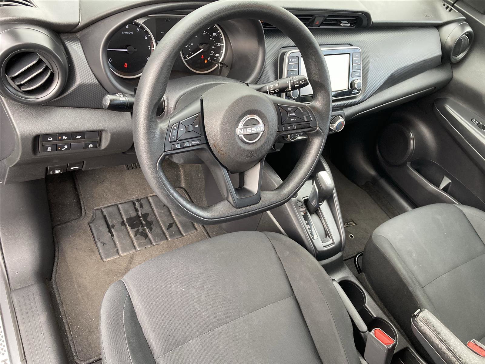 Used 2023 Nissan Kicks S image 12