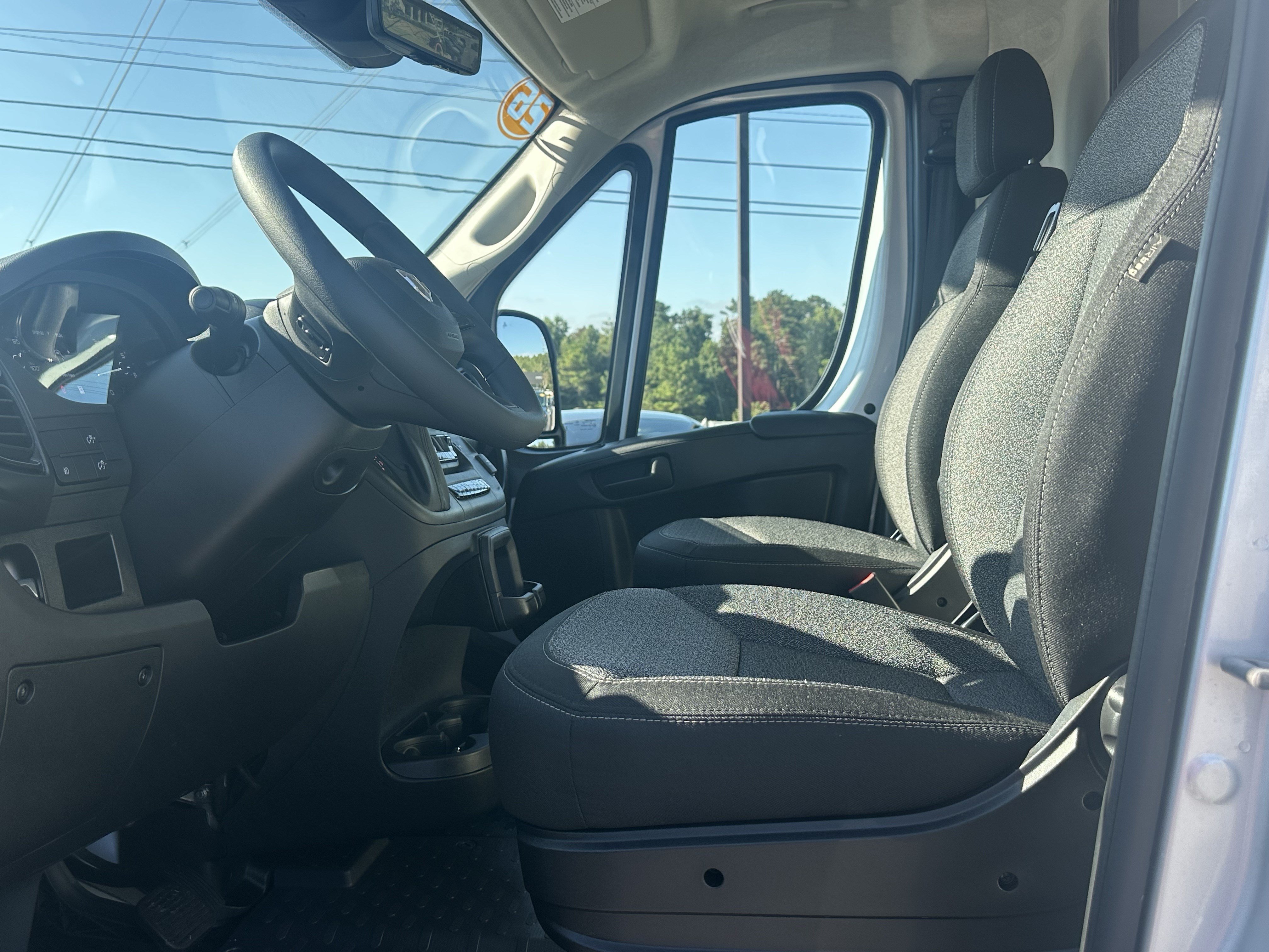 Used 2026 RAM ProMaster 1500 w/ Safety Group FWD image 9