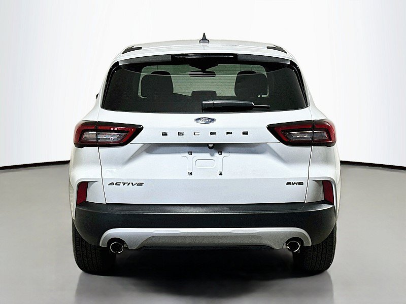 Used 2023 Ford Escape Active AWD/4WD image 6