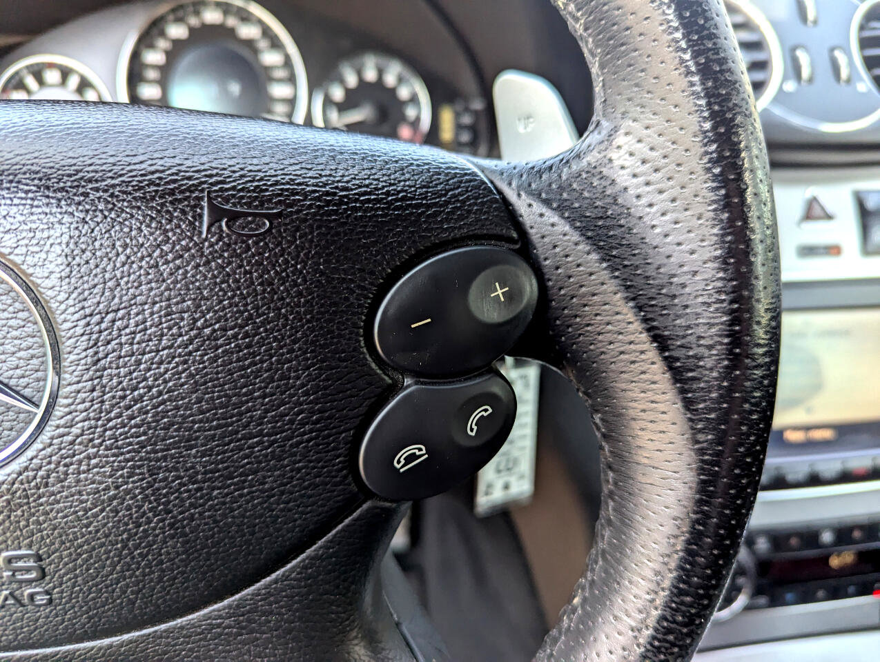 Used 2007 Mercedes-Benz CLK 63 AMG Cabriolet image 17