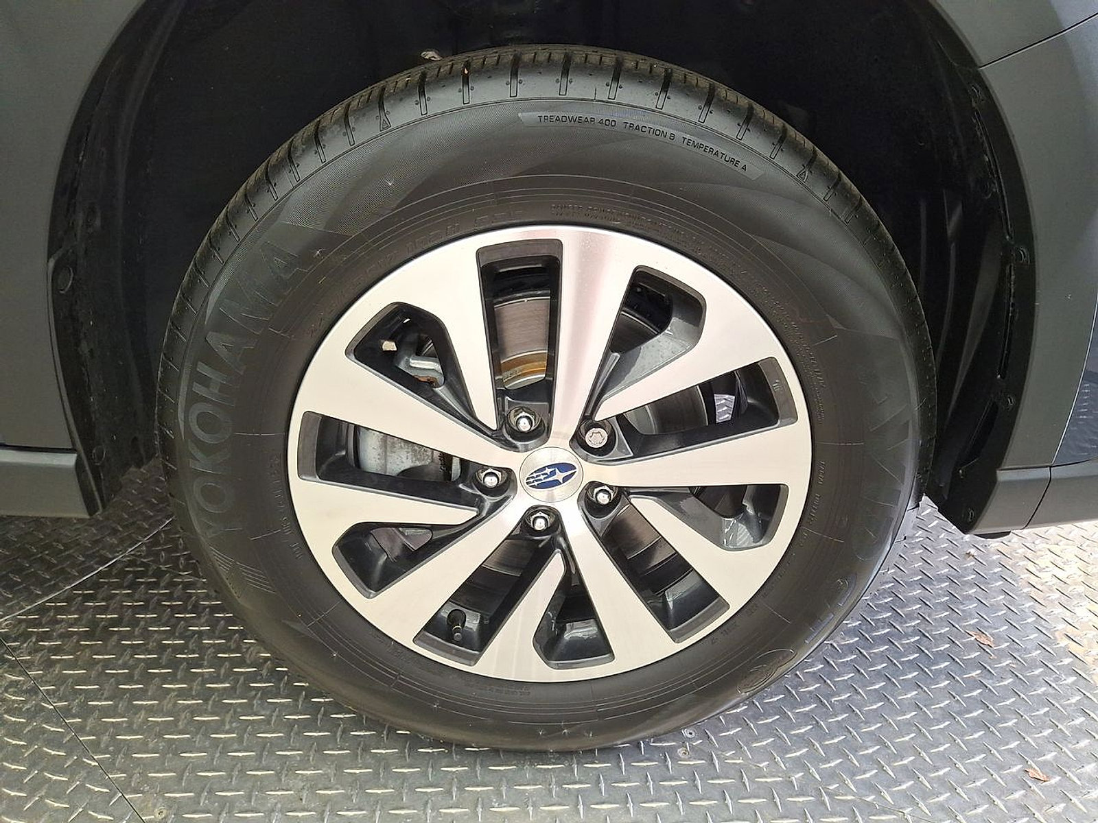 Used 2024 Subaru Outback Premium image 27