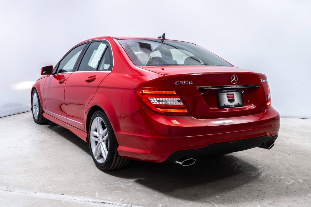 Used 2012 Mercedes-Benz C 300 4MATIC Sedan image 3