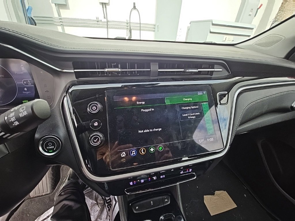 Used 2022 Chevrolet Bolt EUV LT w/ Convenience Package image 18