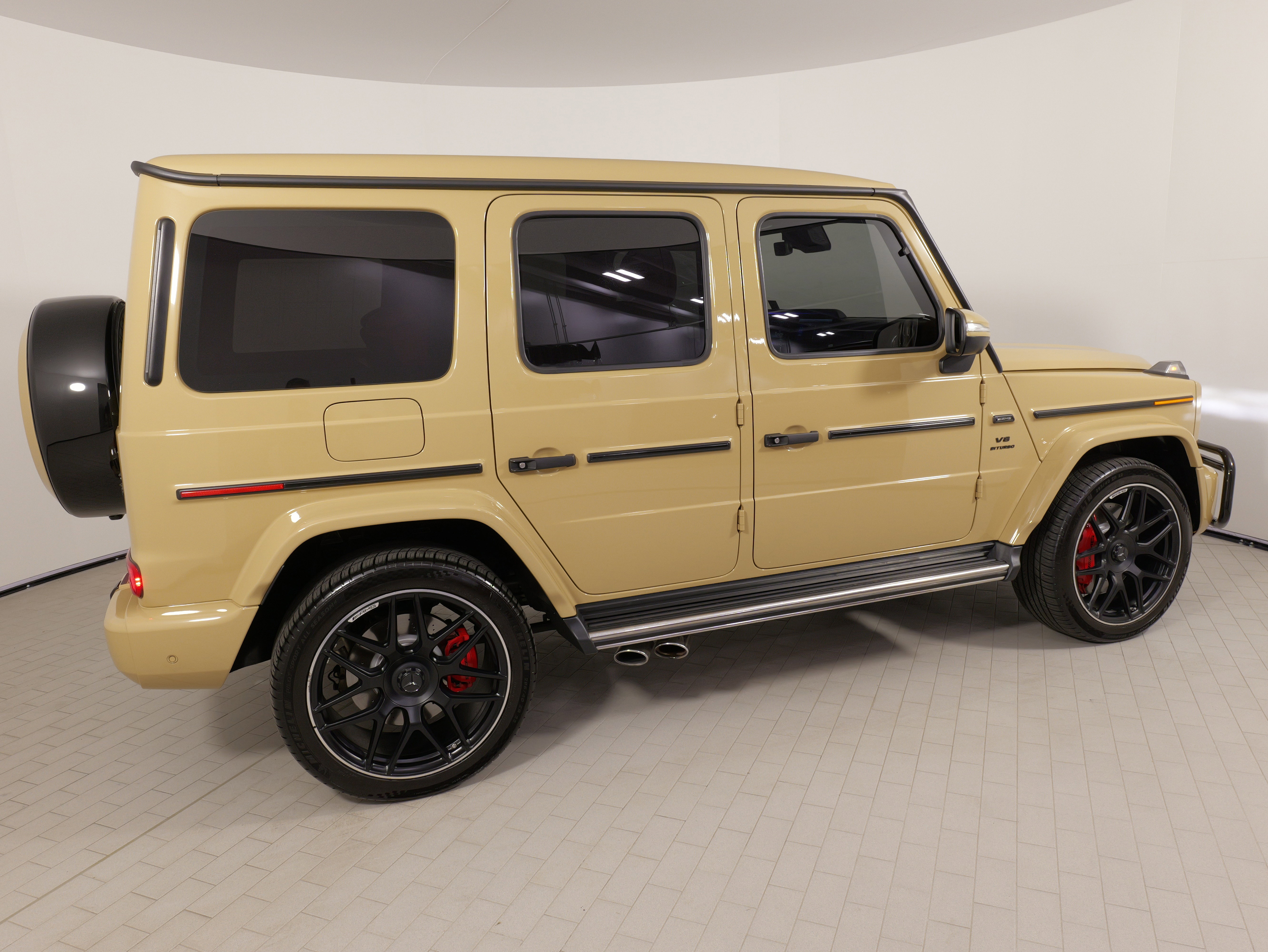 Used 2021 Mercedes-Benz G 63 AMG 4MATIC image 11