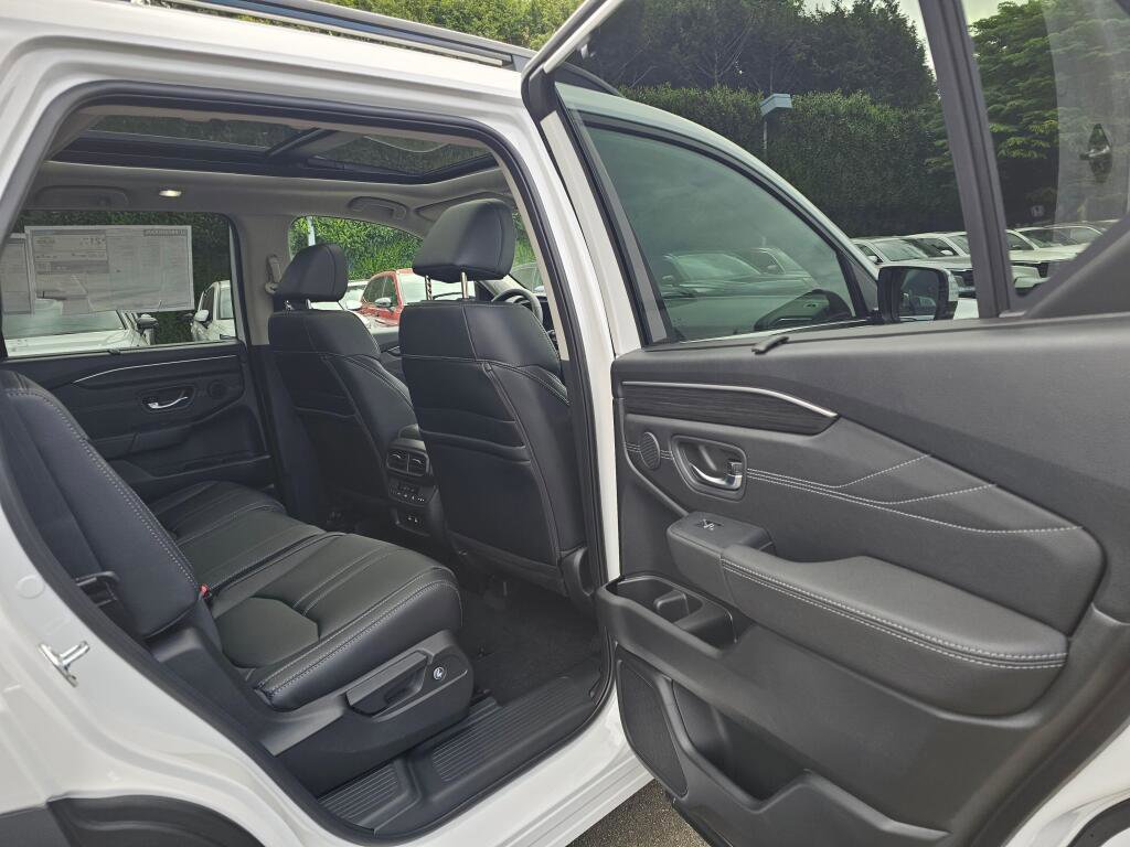 New 2026 Honda Pilot image 14
