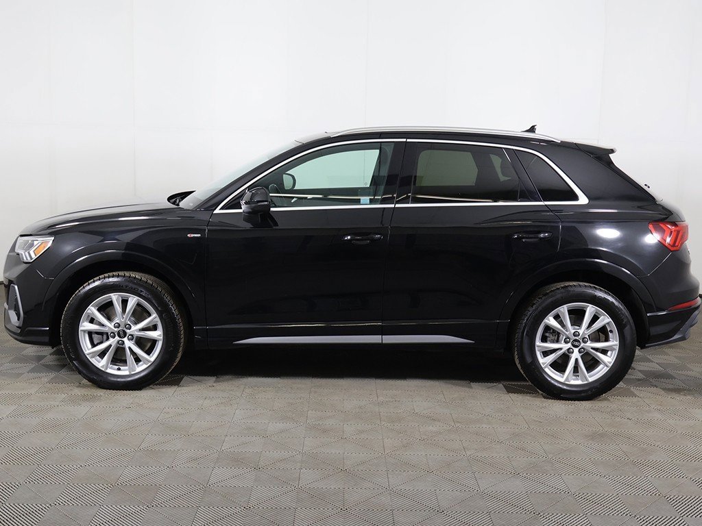 Used 2023 Audi Q3 2.0T Premium Plus w/ Premium Plus Package image 18