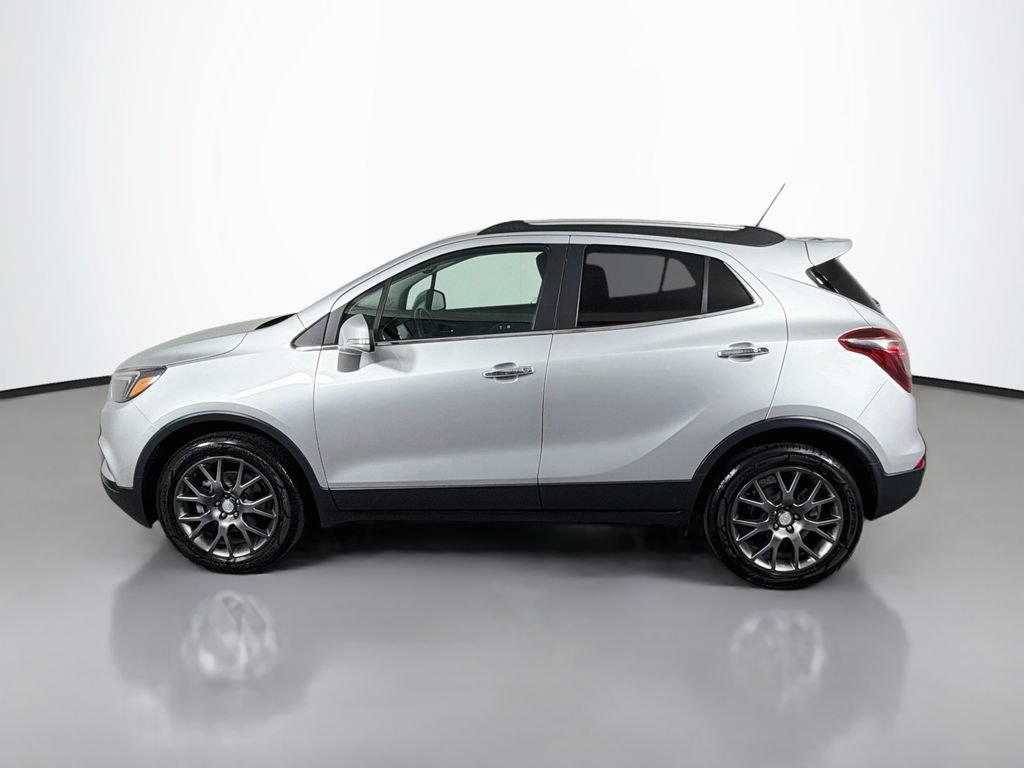 Used 2019 Buick Encore Sport Touring FWD image 4