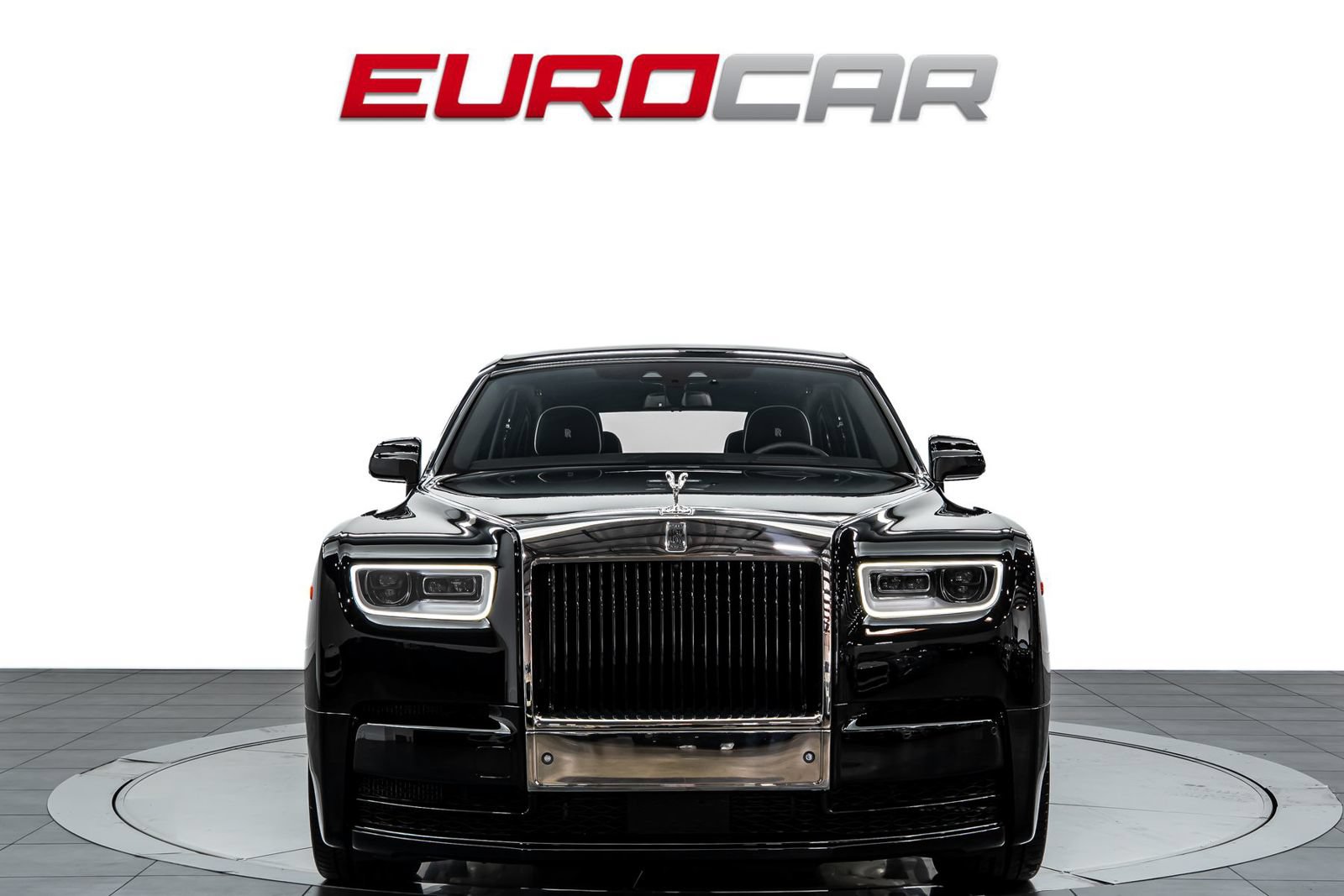 Used 2022 Rolls-Royce Phantom Sedan RWD image 10