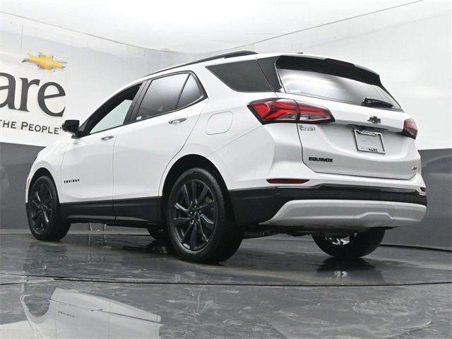 Used 2024 Chevrolet Equinox RS w/ RS Leather Package image 5