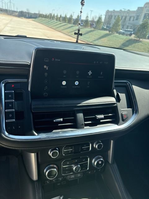 Used 2023 GMC Yukon XL SLT image 11