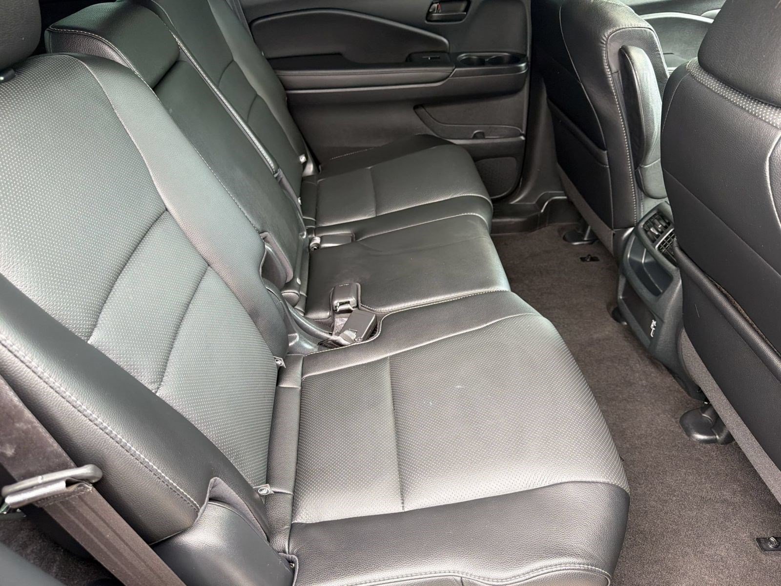 Used 2022 Honda Passport EX-L image 31