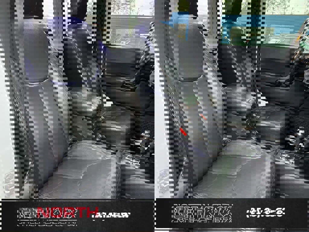 Used 2015 Jeep Wrangler Unlimited Sahara image 11