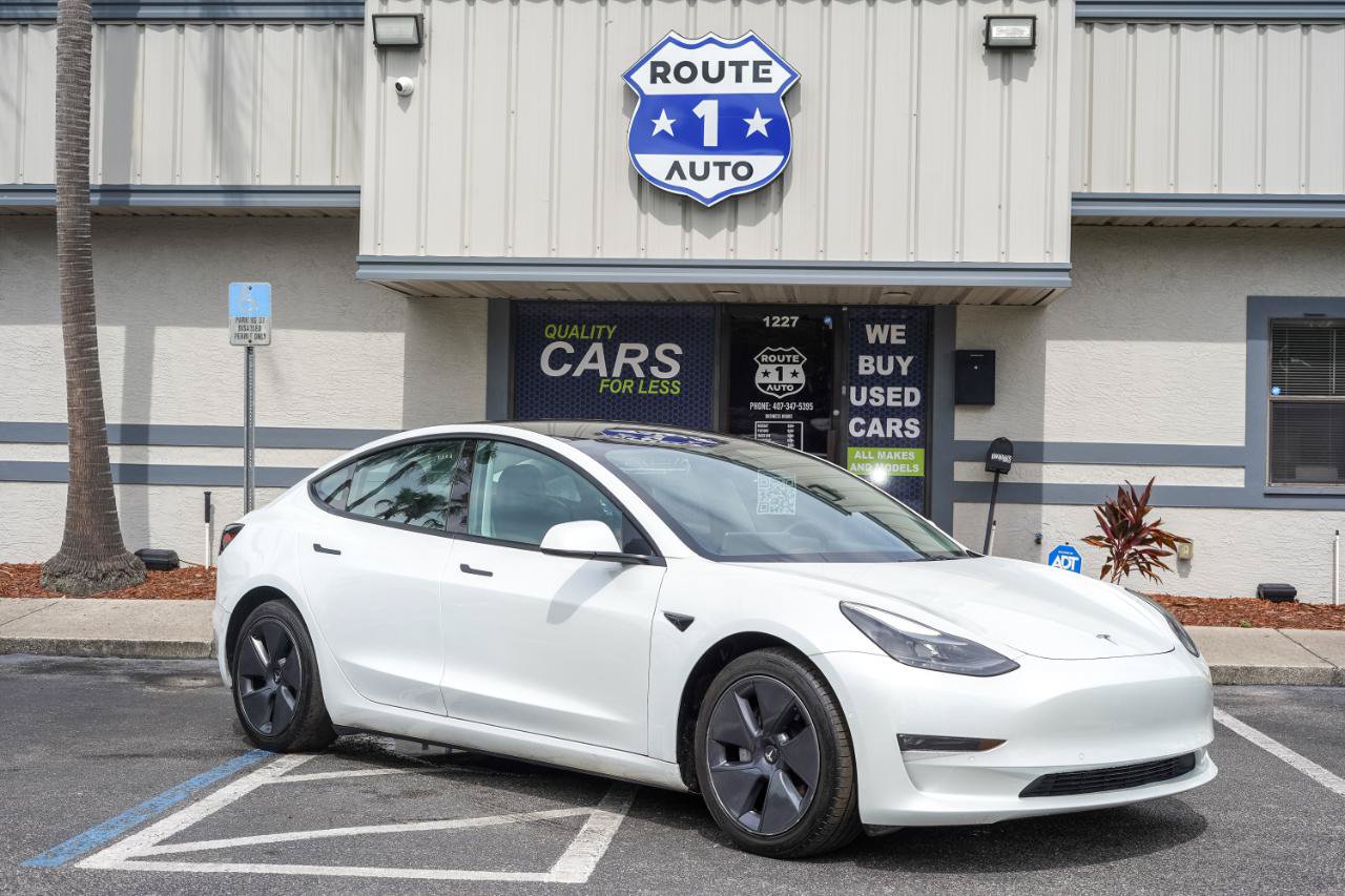 Used 2022 Tesla Model 3 Long Range AWD/4WD image 4