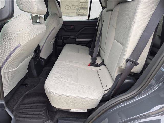 New 2026 Toyota 4Runner SR5 AWD/4WD image 14