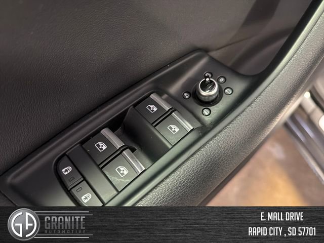 Used 2023 Audi Q7 2.0T Premium image 32