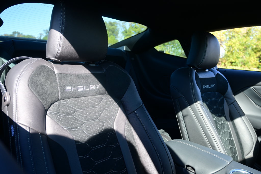 New 2026 Ford Mustang GT Premium w/ GT Performance Package RWD image 21