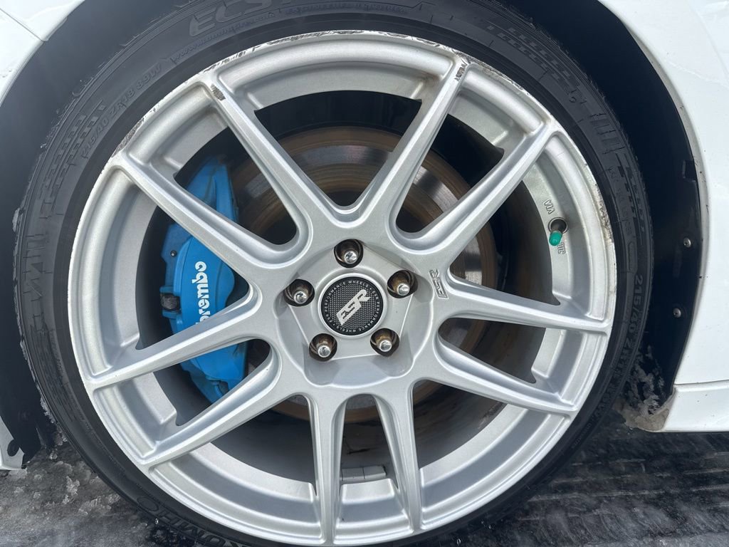 Used 2017 Ford Focus RS AWD/4WD image 29