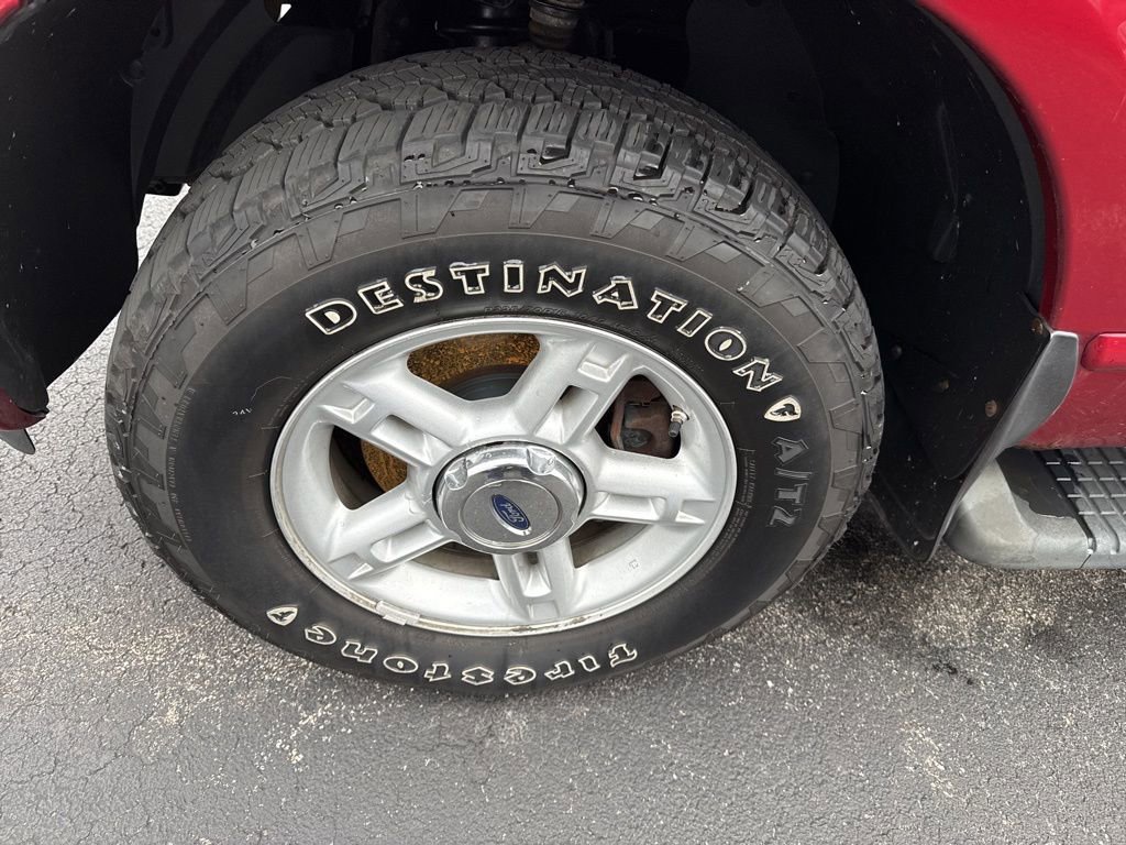 Used 2004 Ford Explorer XLT AWD/4WD image 20