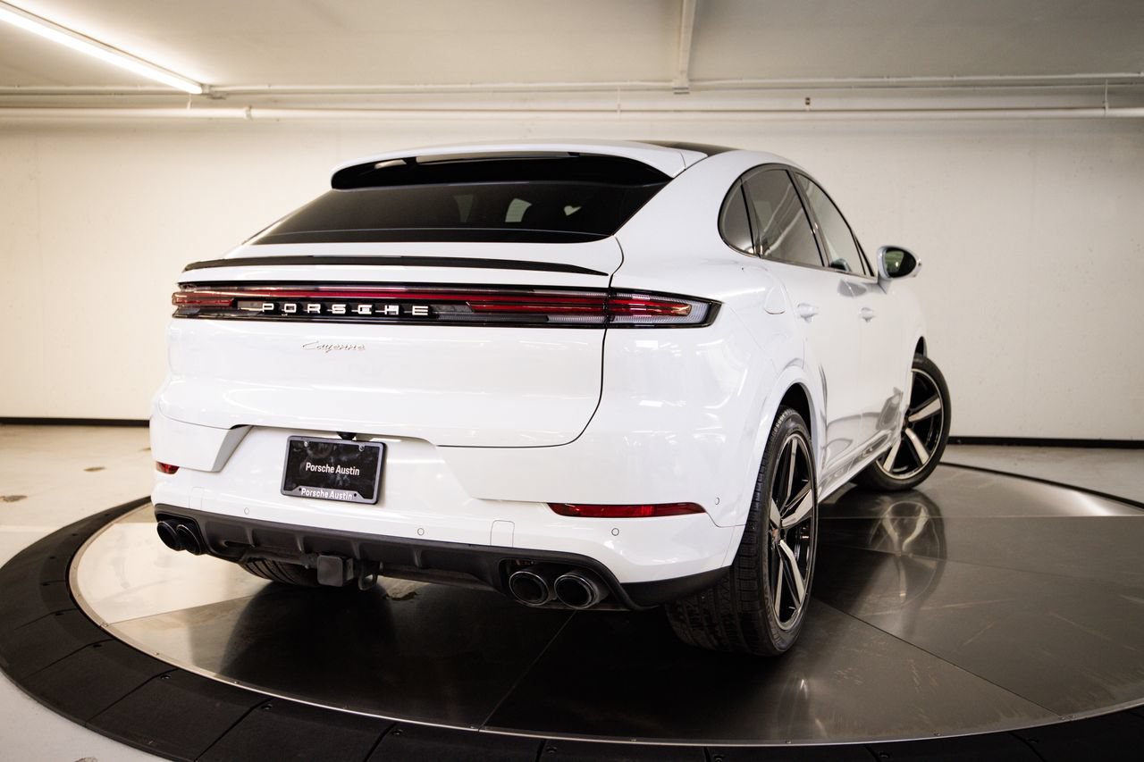 Certified 2026 Porsche Cayenne Coupe AWD/4WD image 7