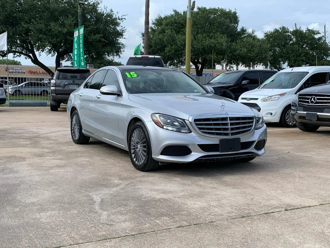 Used 2015 Mercedes-Benz C 300 4MATIC Sedan image 3