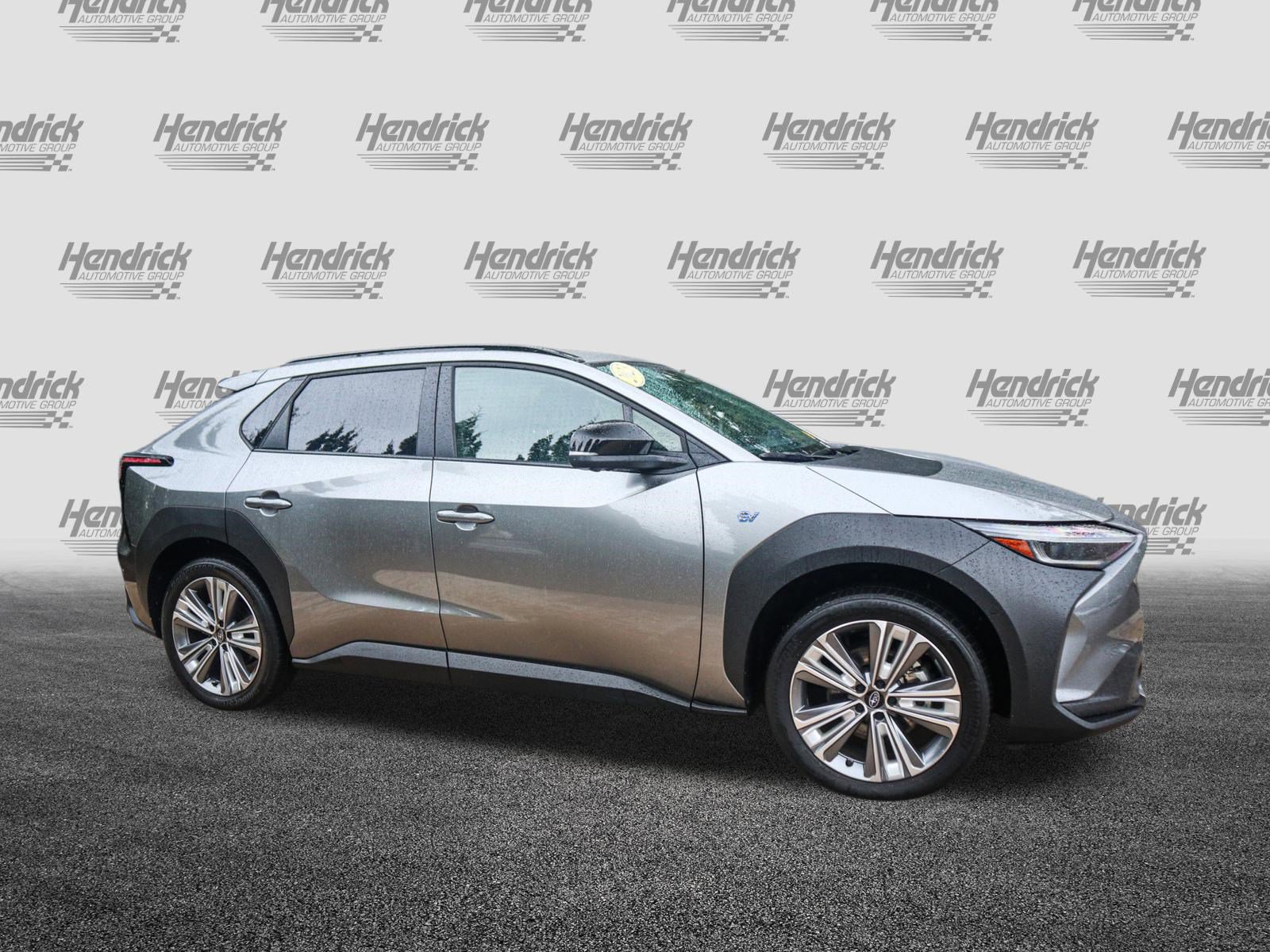 Used 2023 Subaru Solterra Limited image 11