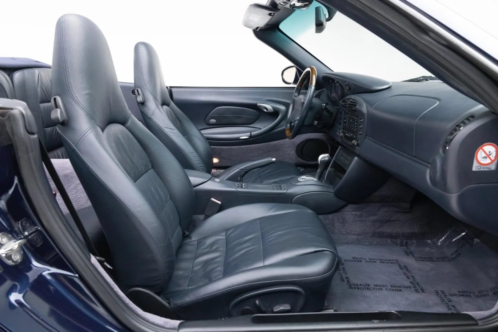 Used 2000 Porsche 911 Carrera 4 AWD/4WD image 4