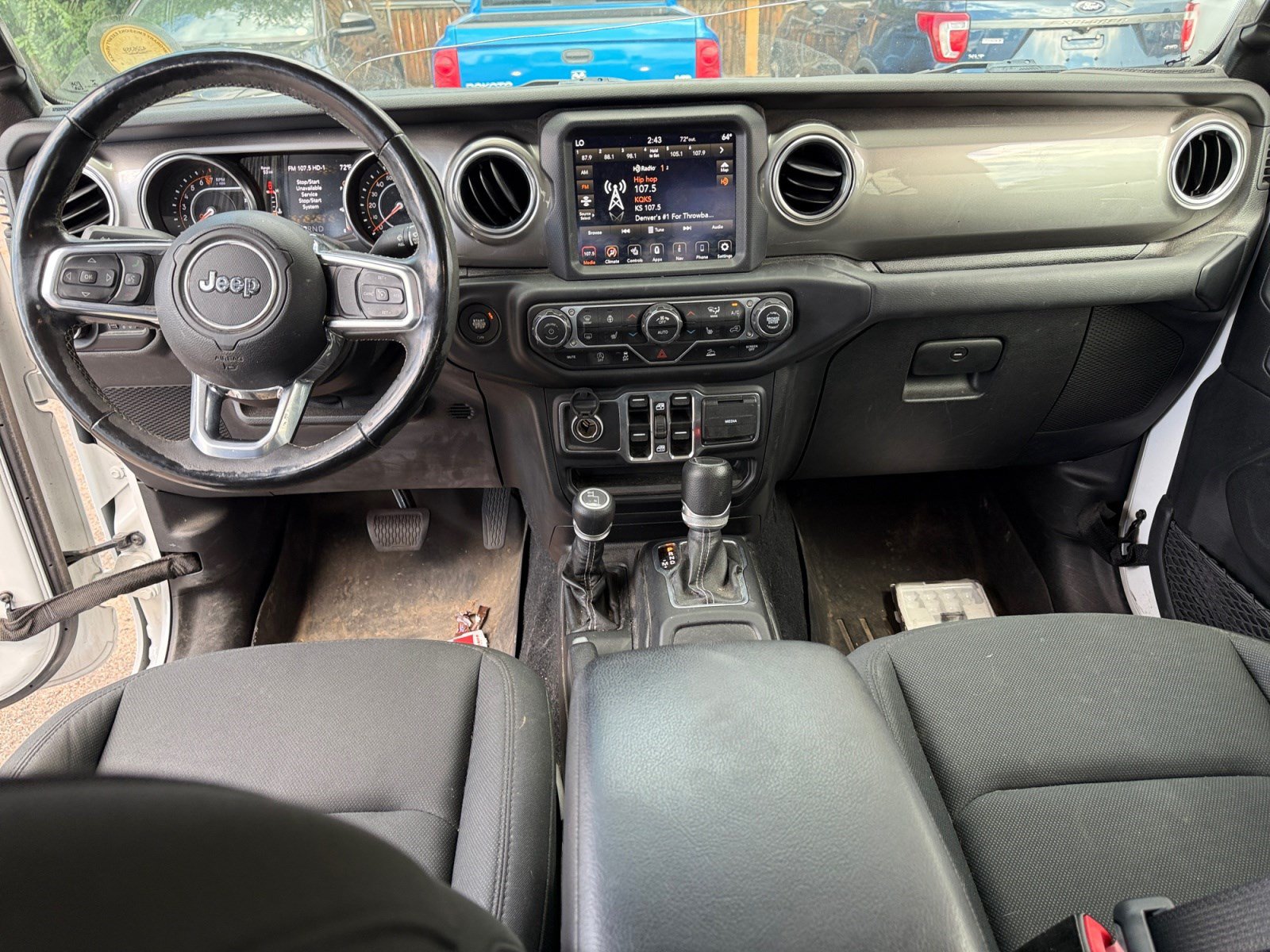 Used 2020 Jeep Gladiator Overland AWD/4WD image 18