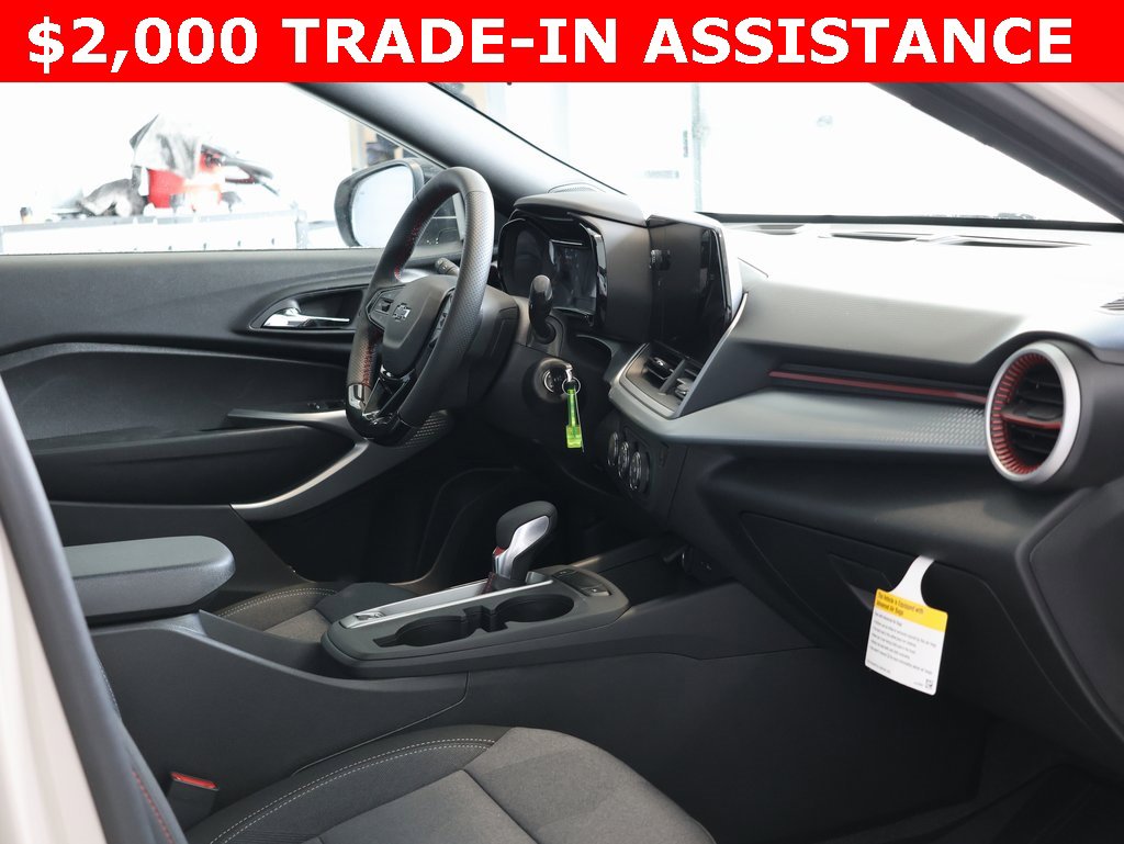 New 2026 Chevrolet Trax RS w/ Driver Confidence Package image 30