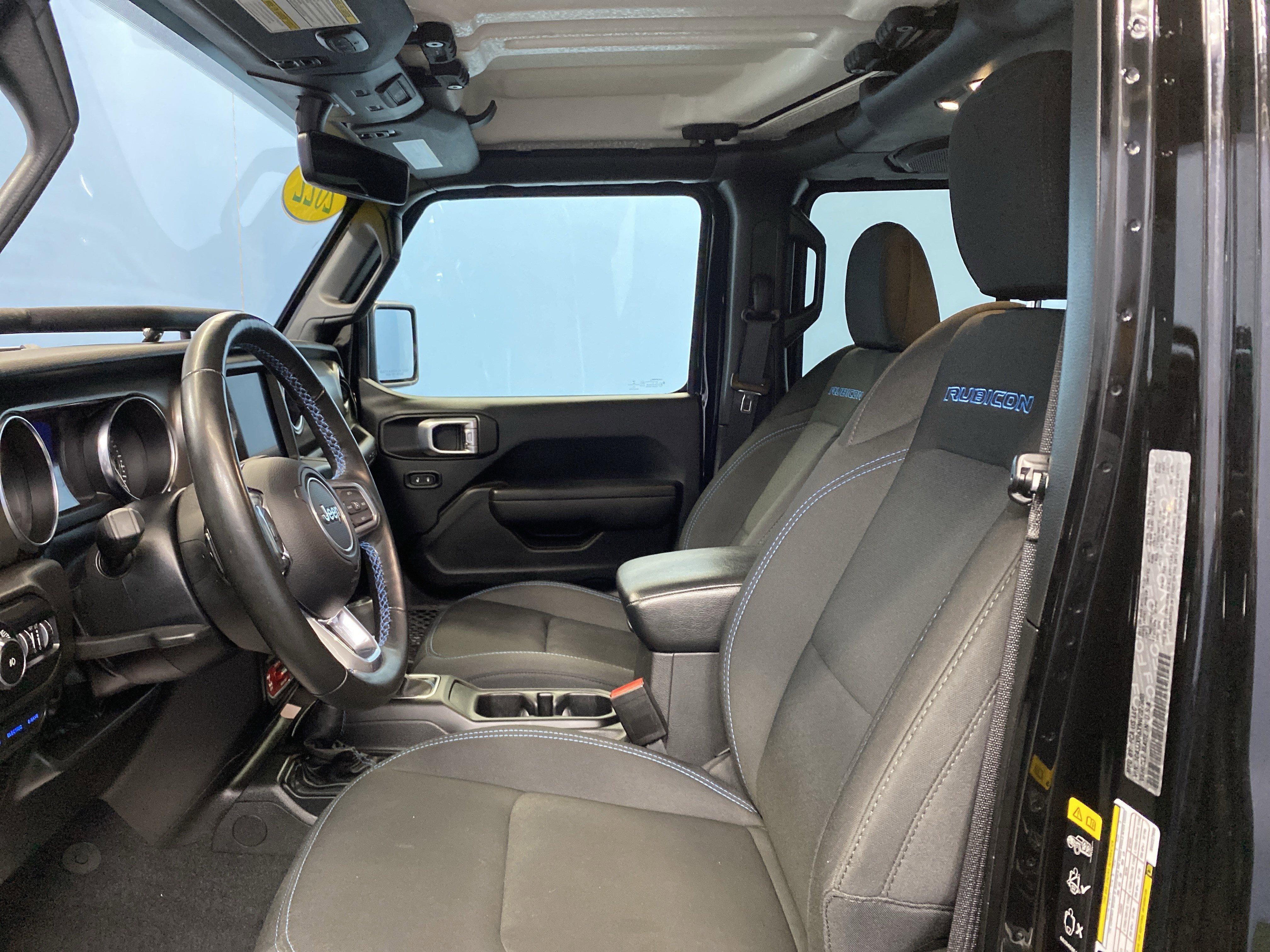 Used 2022 Jeep Wrangler Unlimited Rubicon 4xe w/ Cold Weather Group image 9