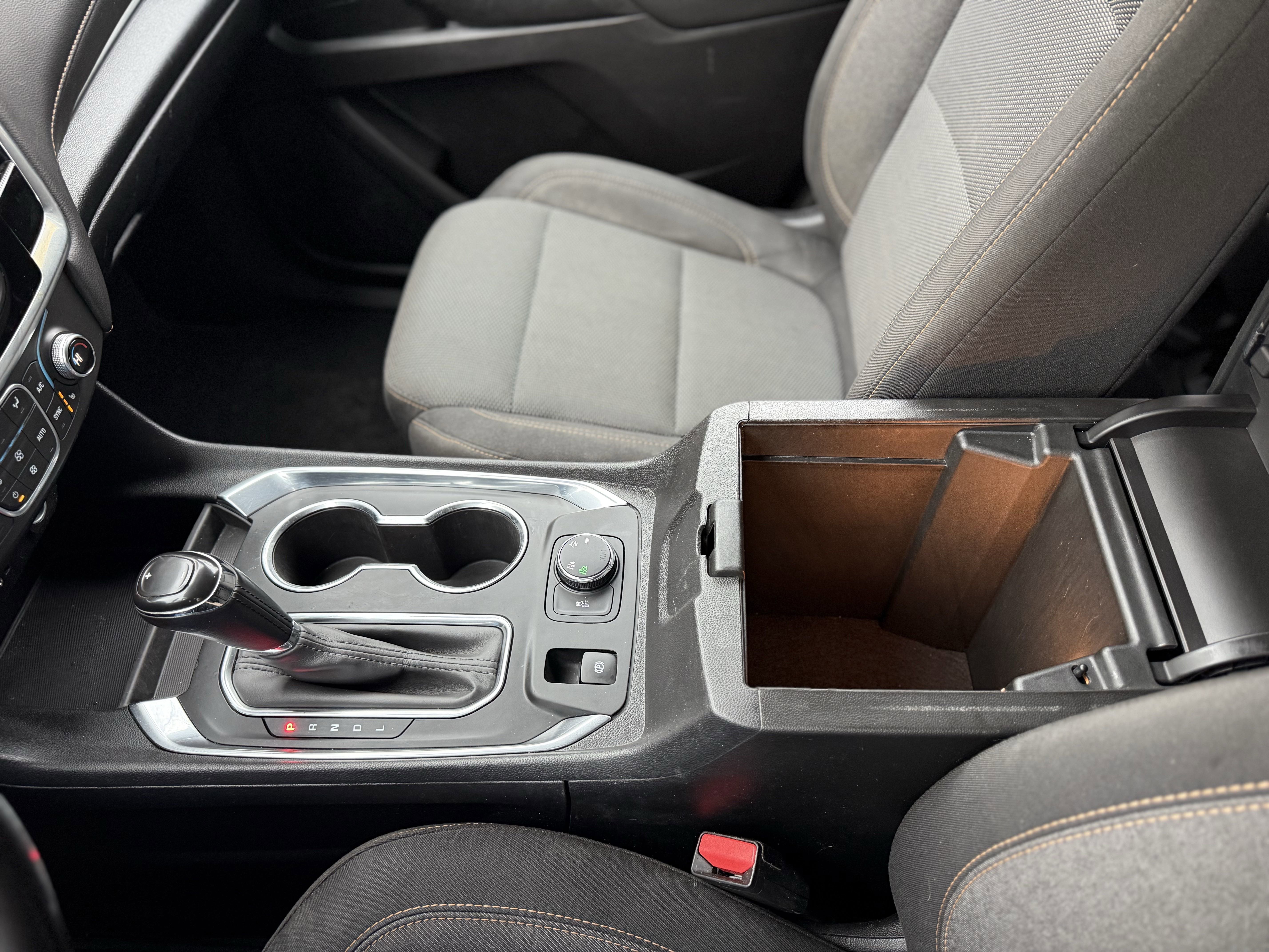 Used 2019 Chevrolet Traverse LT image 23