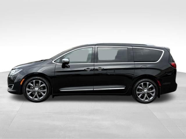 Used 2020 Chrysler Pacifica Limited FWD image 4