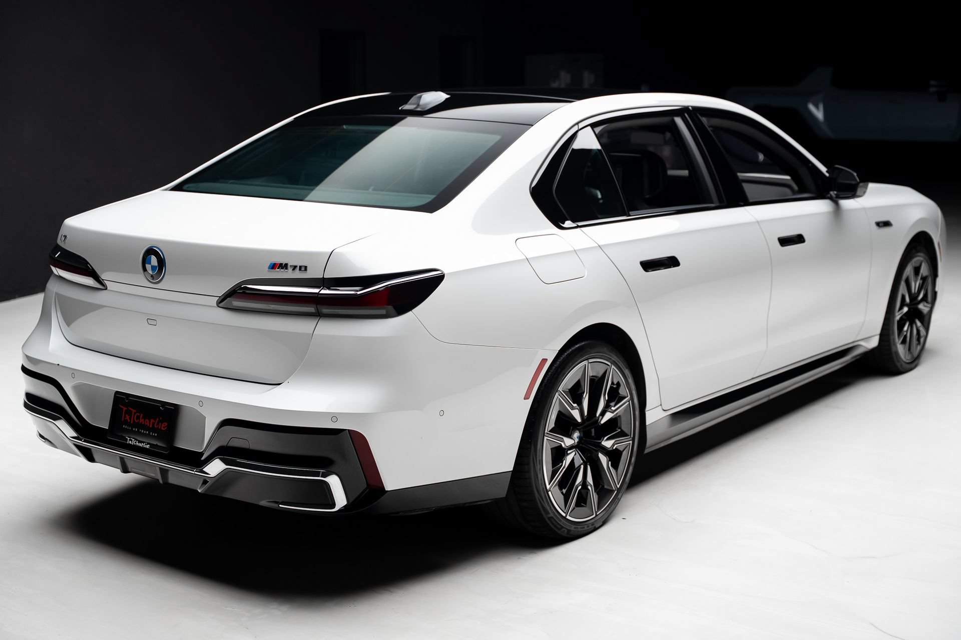 Used 2024 BMW i7 M70 AWD/4WD image 34