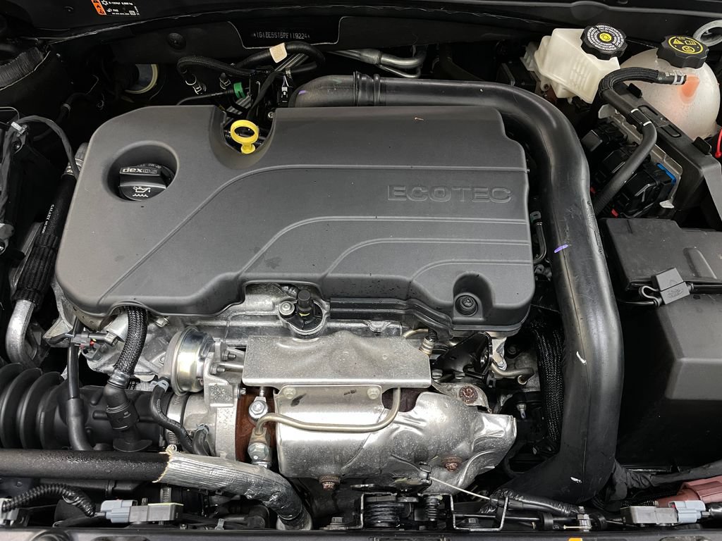 Used 2023 Chevrolet Malibu LT w/ Driver Confidence Package FWD image 46