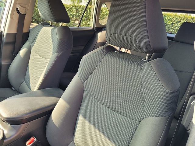 Used 2024 Toyota RAV4 LE image 11
