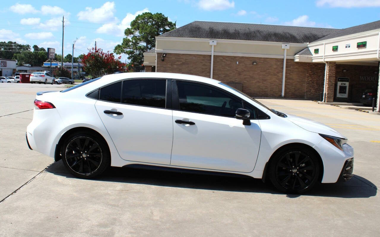 Used 2021 Toyota Corolla SE FWD image 1
