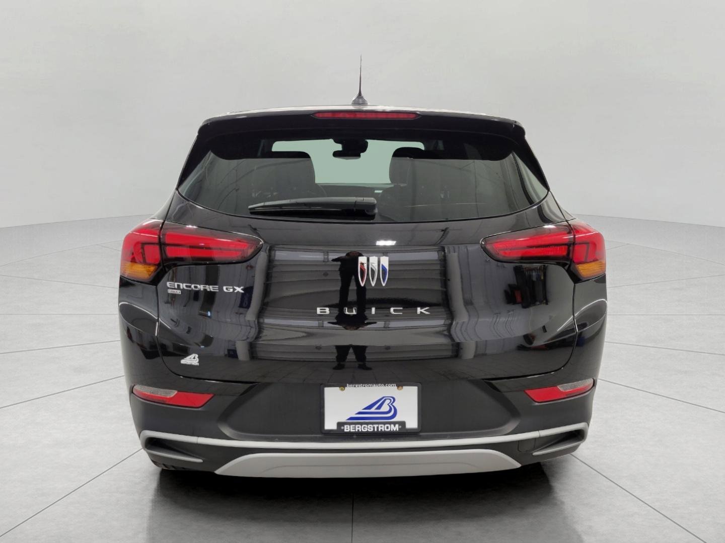 Used 2025 Buick Encore GX Preferred image 24