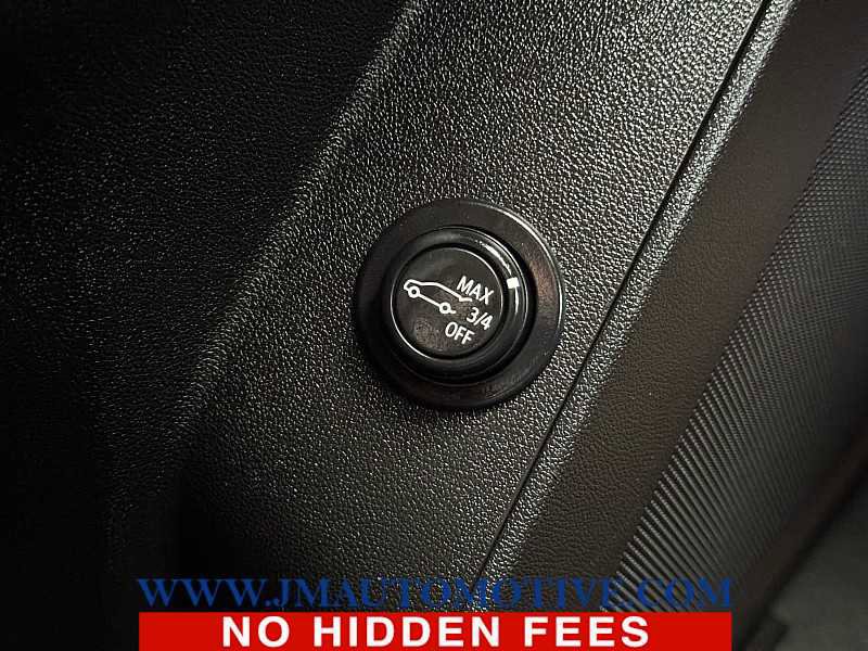 Used 2019 Chevrolet Equinox LT w/ Sun & Navigation Package image 40