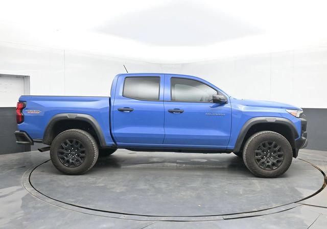 Used 2025 Chevrolet Colorado Trail Boss AWD/4WD image 11