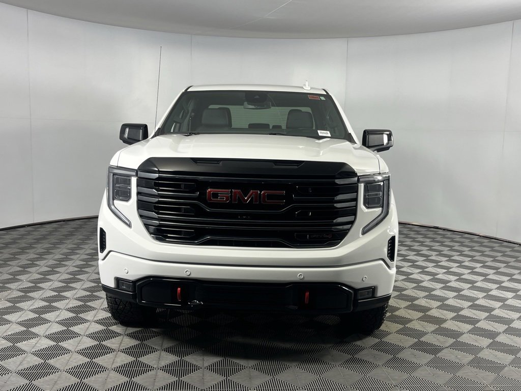 Used 2025 GMC Sierra 1500 AT4 image 6