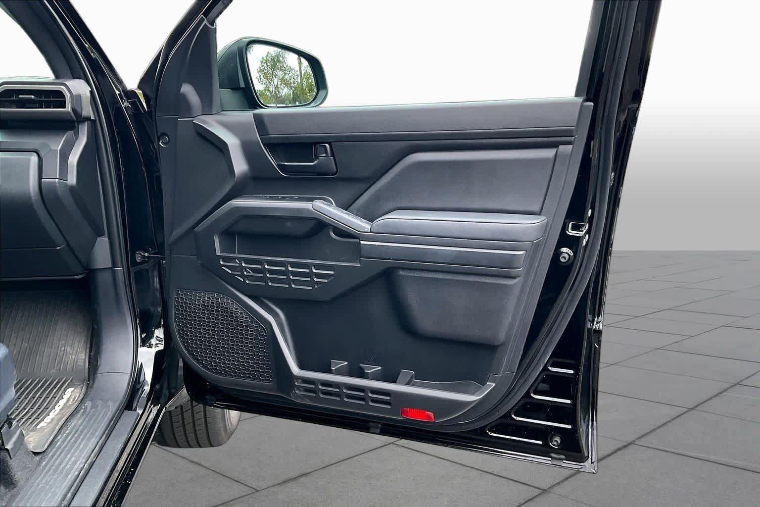 Used 2025 Toyota Tacoma SR RWD image 21