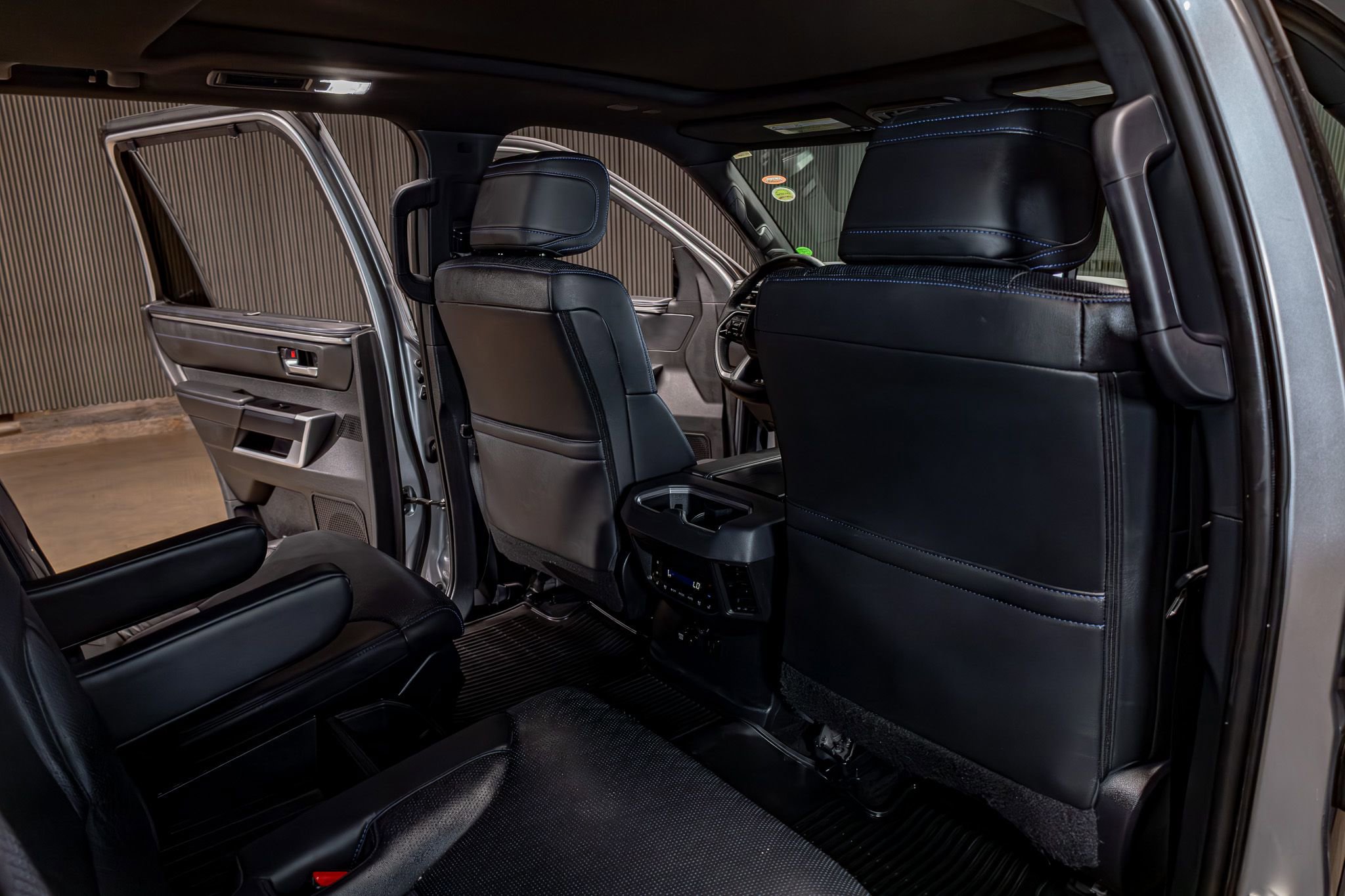 Used 2024 Toyota Sequoia Platinum image 26