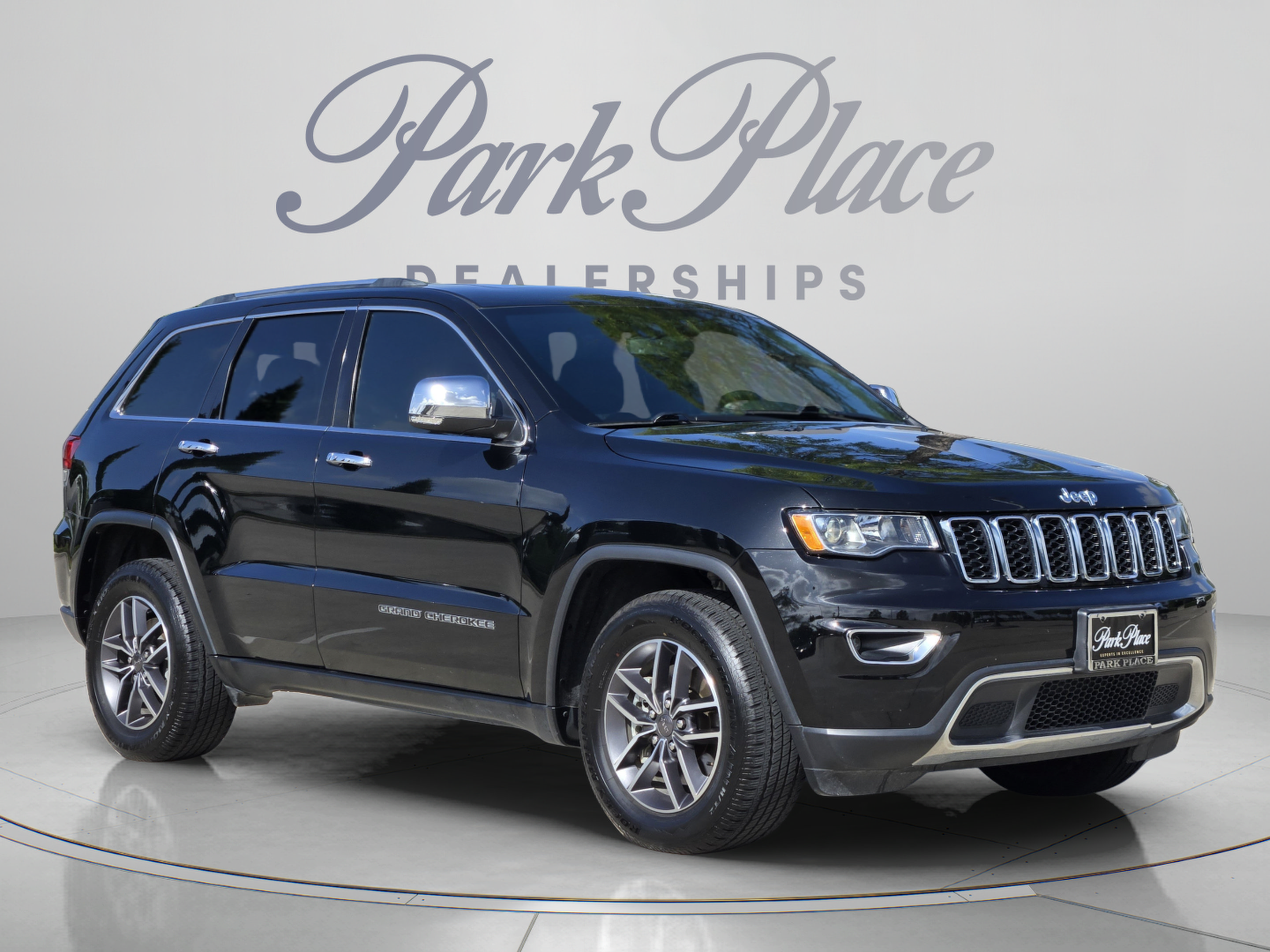 Used 2021 Jeep Grand Cherokee Limited RWD image 7
