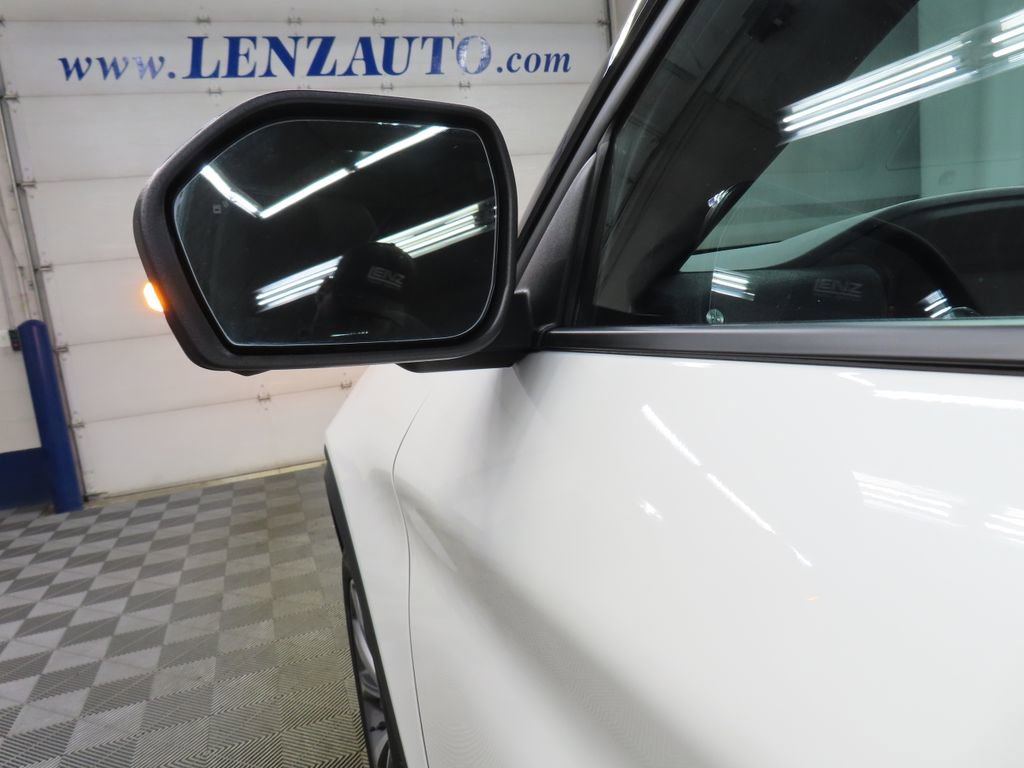 Used 2025 Ford Explorer Platinum w/ Ultimate Package image 70