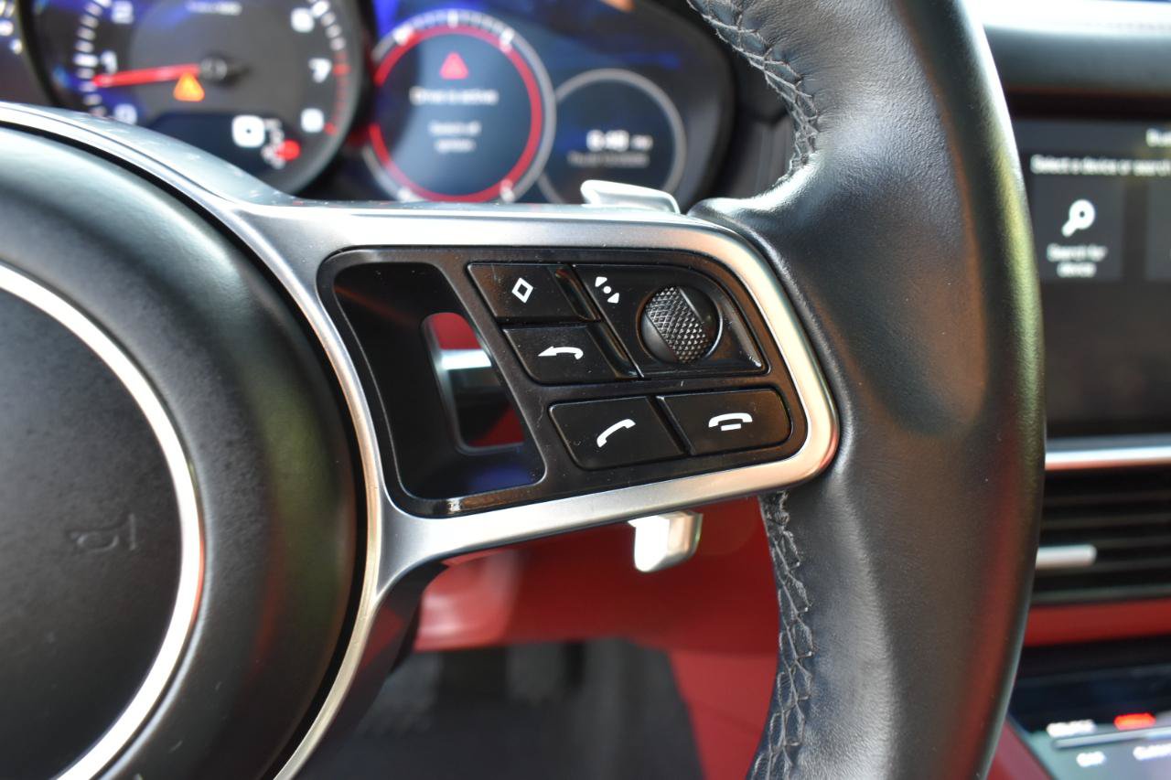 Used 2019 Porsche Cayenne AWD/4WD image 17