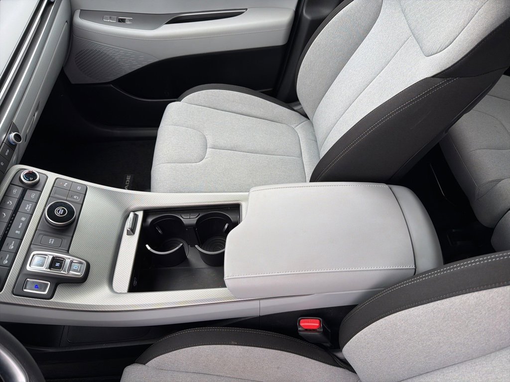 Used 2023 Hyundai Palisade SE image 45