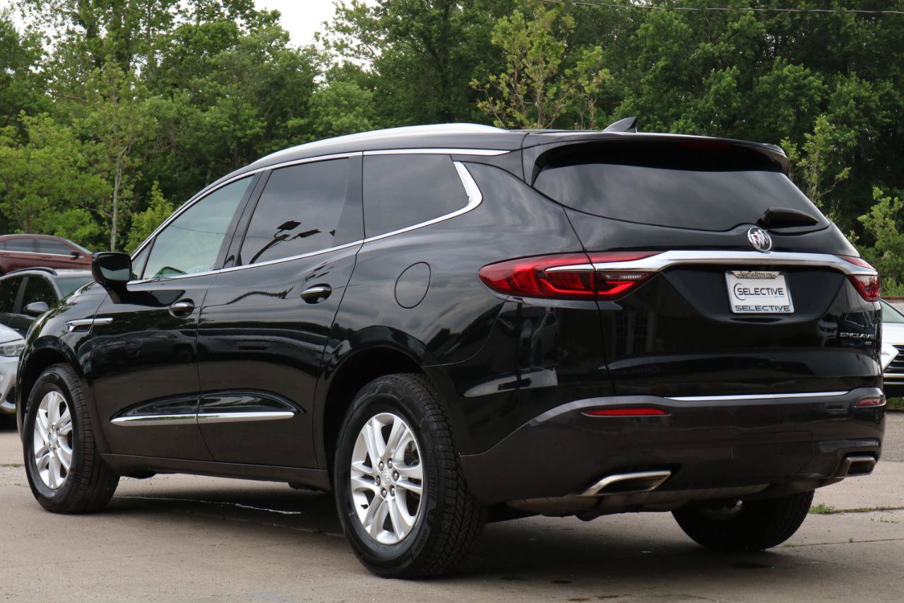 Used 2019 Buick Enclave Essence AWD/4WD image 12